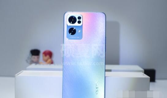 OPPOReno7Pro和荣耀50Pro哪款更好用？OPPOReno7Pro和荣耀50Pro对比介绍截图