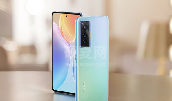 opporeno7Pro和vivoX70有哪些区别?opporeno7Pro和vivoX70配置区别介绍截图