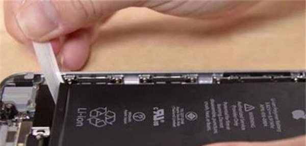 在iphone7进行自己换电池的步骤介绍截图